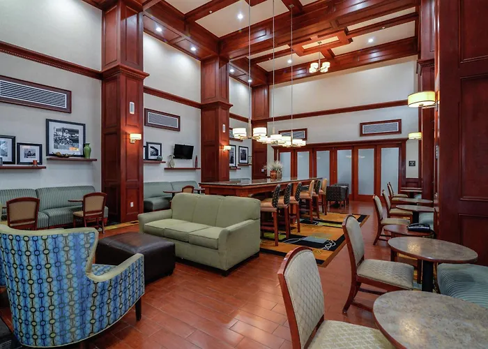 Hampton Inn & Suites Detroit/Chesterfield